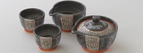 Teapots & Cups / Supplies